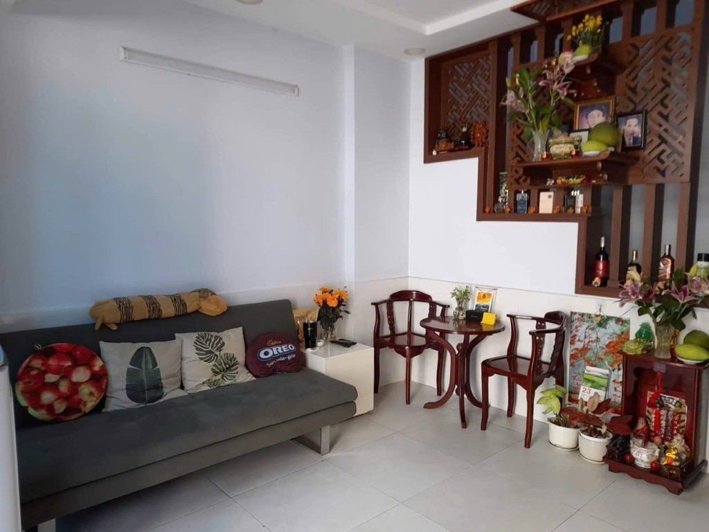 Bán nhà hẻm xe hơi dọn vào ở ngay đường Phạm Văn Đồng nhỉnh 5 tỷ.